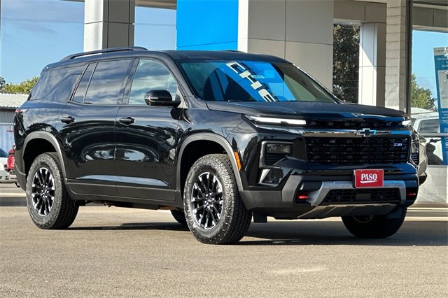New 2026 Chevrolet Traverse Z71 w/ Driver Confidence Package image 2