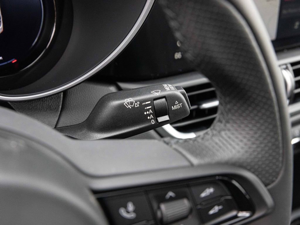 New 2026 Alfa Romeo Giulia AWD w/ Driving Assist Package image 30