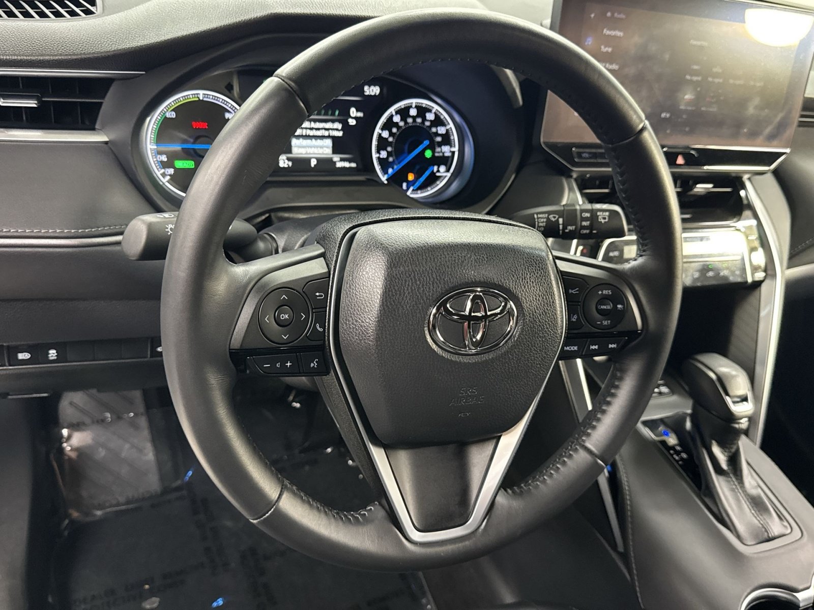 Used 2023 Toyota Venza Nightshade AWD/4WD image 28