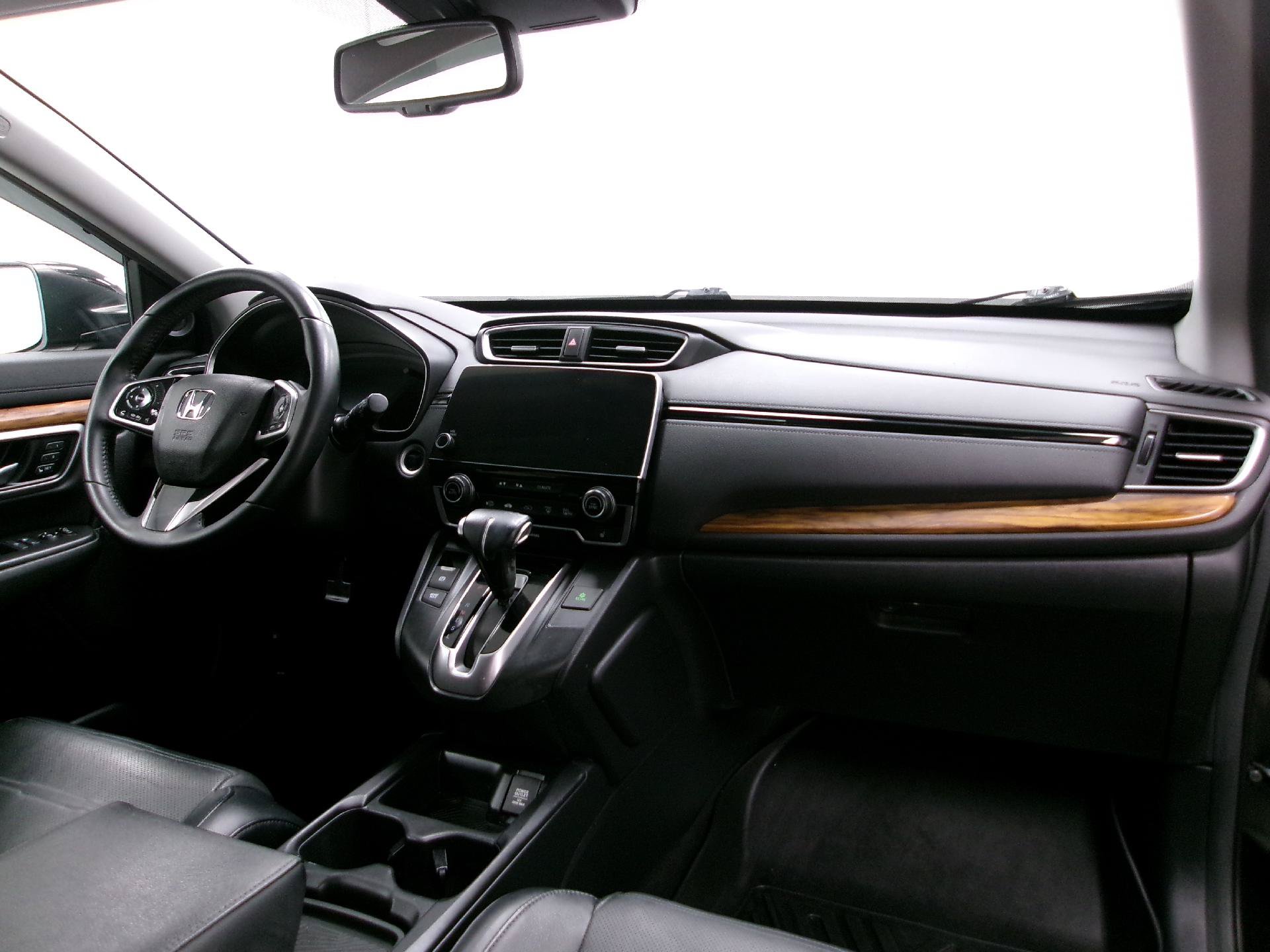 Used 2018 Honda CR-V Touring image 3