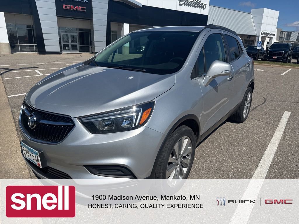 Used 2018 Buick Encore Preferred image 1