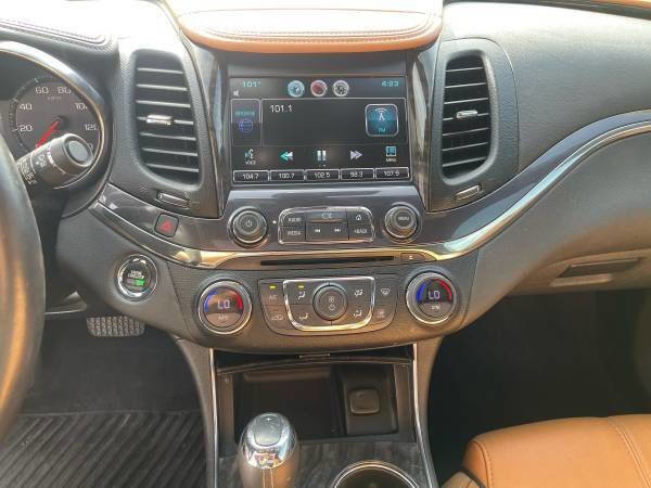 Used 2015 Chevrolet Impala LTZ image 12