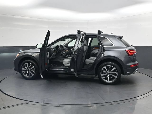 Used 2023 Audi Q5 2.0T Premium Plus w/ Premium Plus Package AWD/4WD image 43