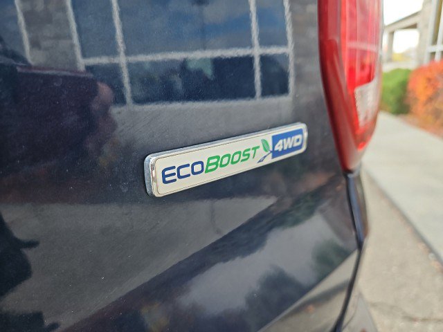 Used 2017 Ford Explorer Platinum image 29