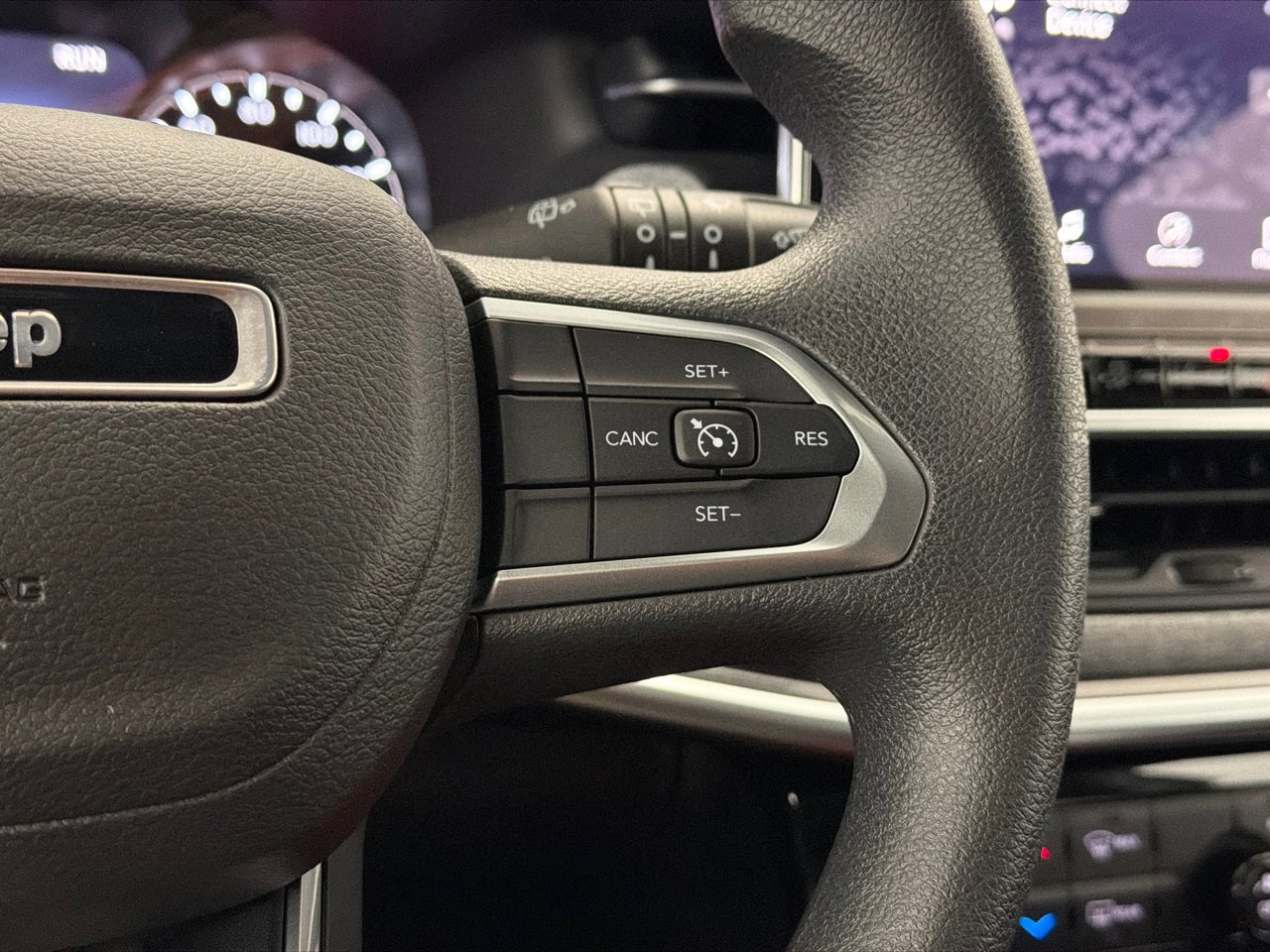 Used 2022 Jeep Compass Sport image 21