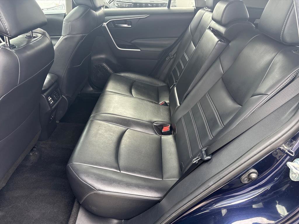 Used 2020 Toyota RAV4 XLE Premium AWD/4WD image 22