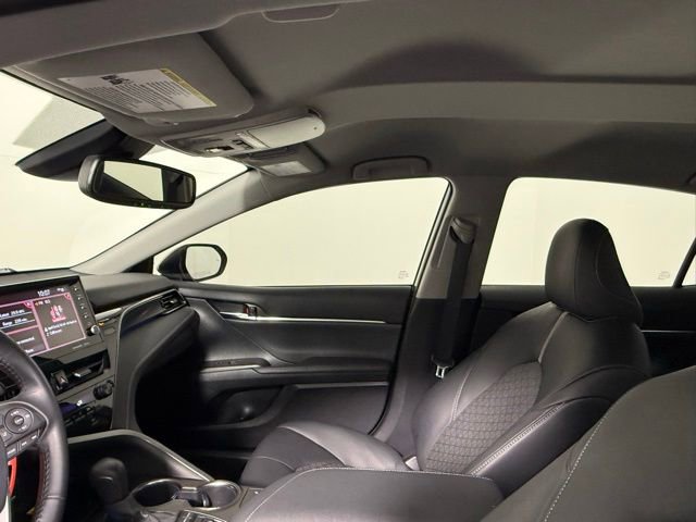 Used 2022 Toyota Camry XSE image 33