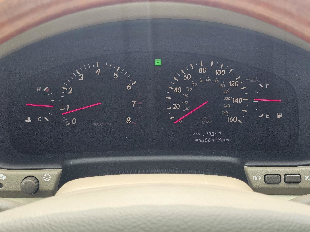 Used 2002 Lexus LS 430 RWD image 27