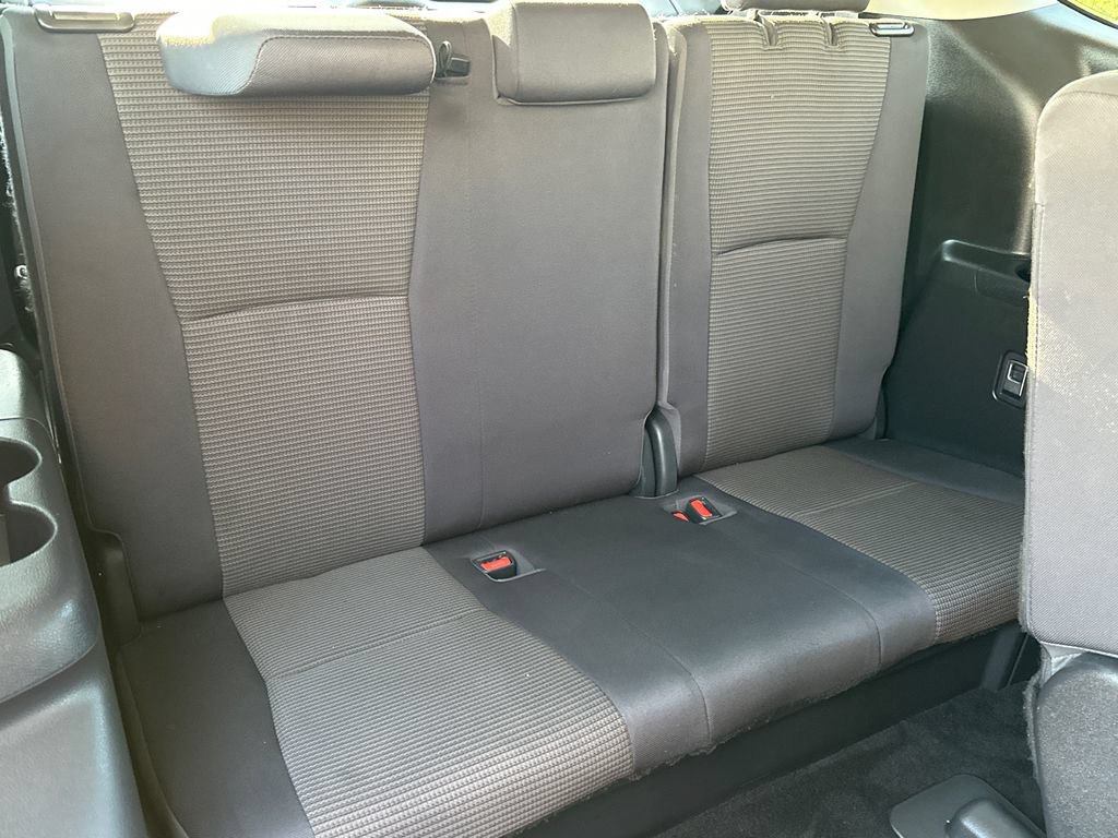 Used 2022 Toyota Highlander L AWD/4WD image 13