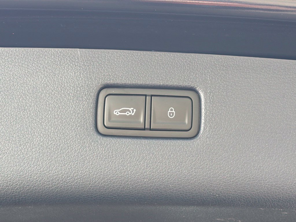 Used 2024 Genesis GV80 2.5T w/ Advanced Package AWD/4WD image 14