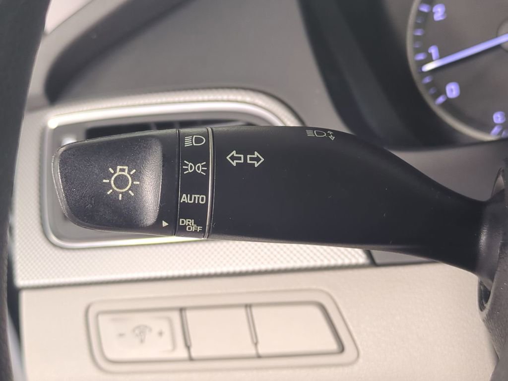 Used 2016 Hyundai Sonata SE FWD image 28