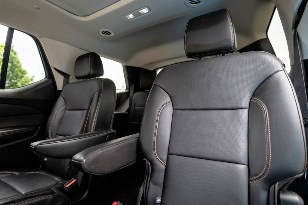 Used 2019 Chevrolet Traverse Premier w/ Redline Edition AWD/4WD image 34