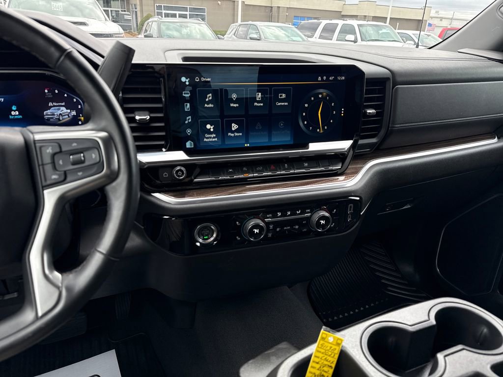 Used 2023 Chevrolet Silverado 1500 LT image 21