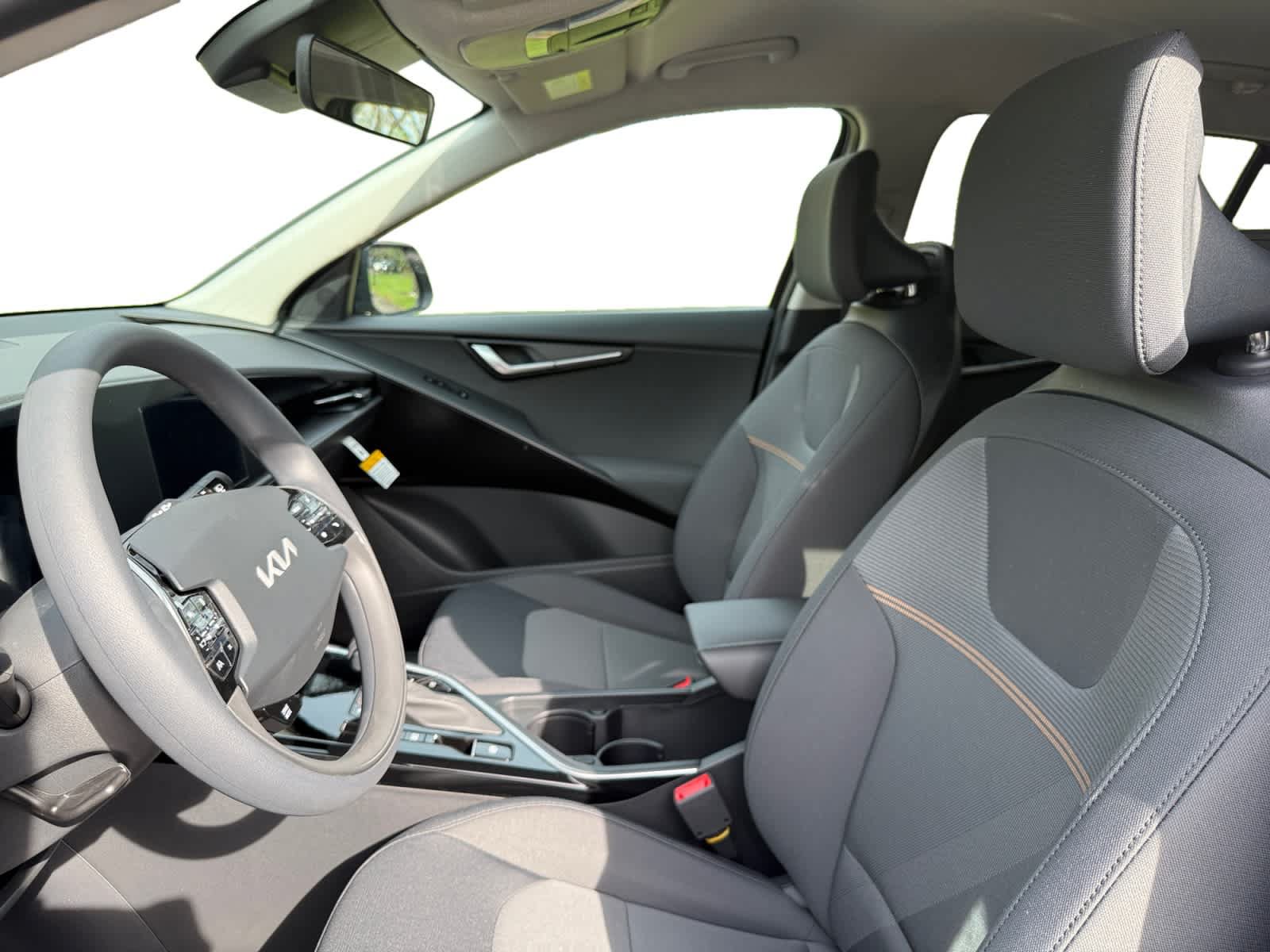 New 2026 Kia Niro LX FWD image 9