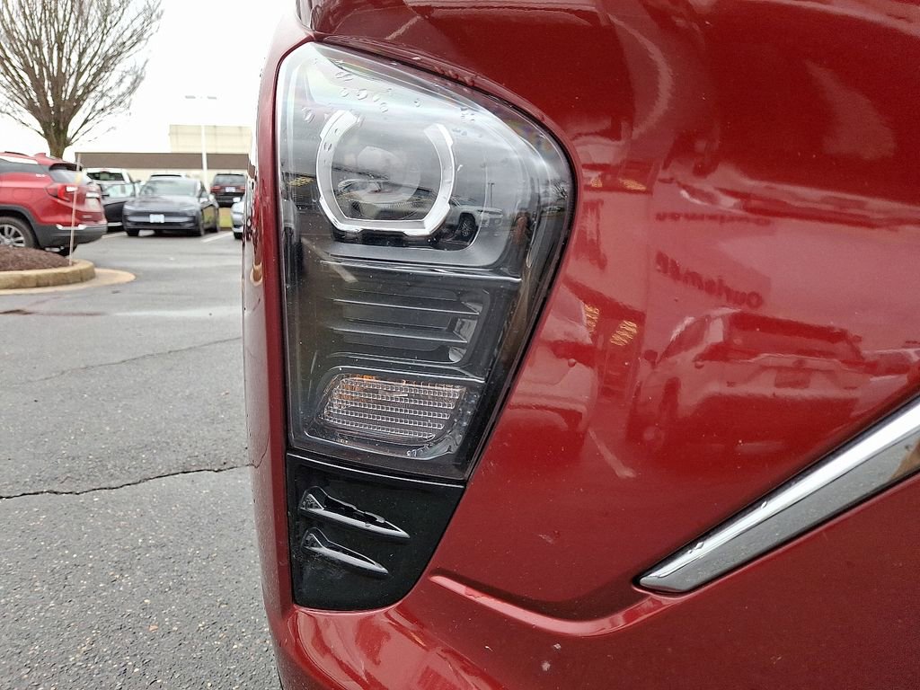 Used 2025 Chevrolet Trax LT image 9