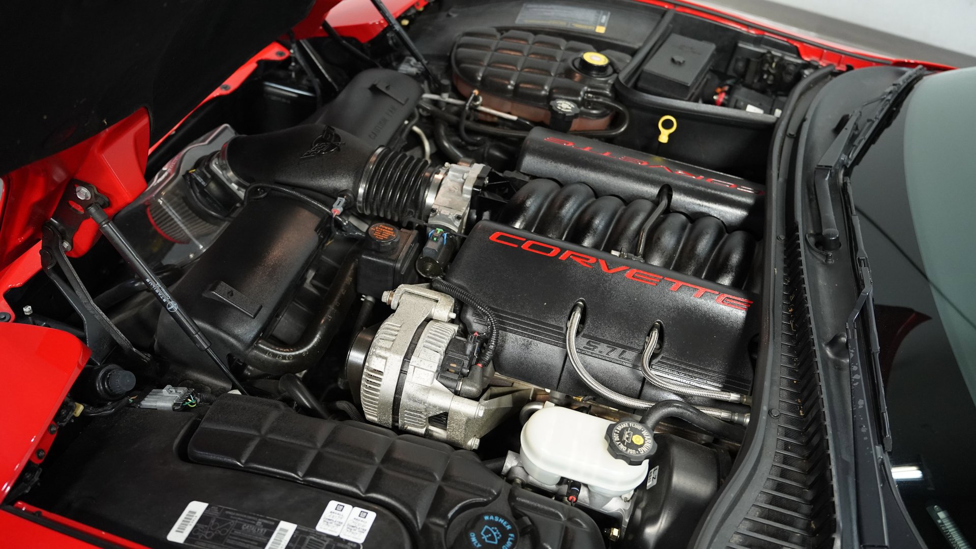 Used 1997 Chevrolet Corvette Coupe w/ Memory Pkg image 29