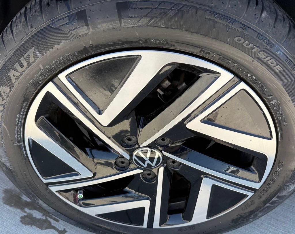 Used 2024 Volkswagen Jetta SEL FWD image 10