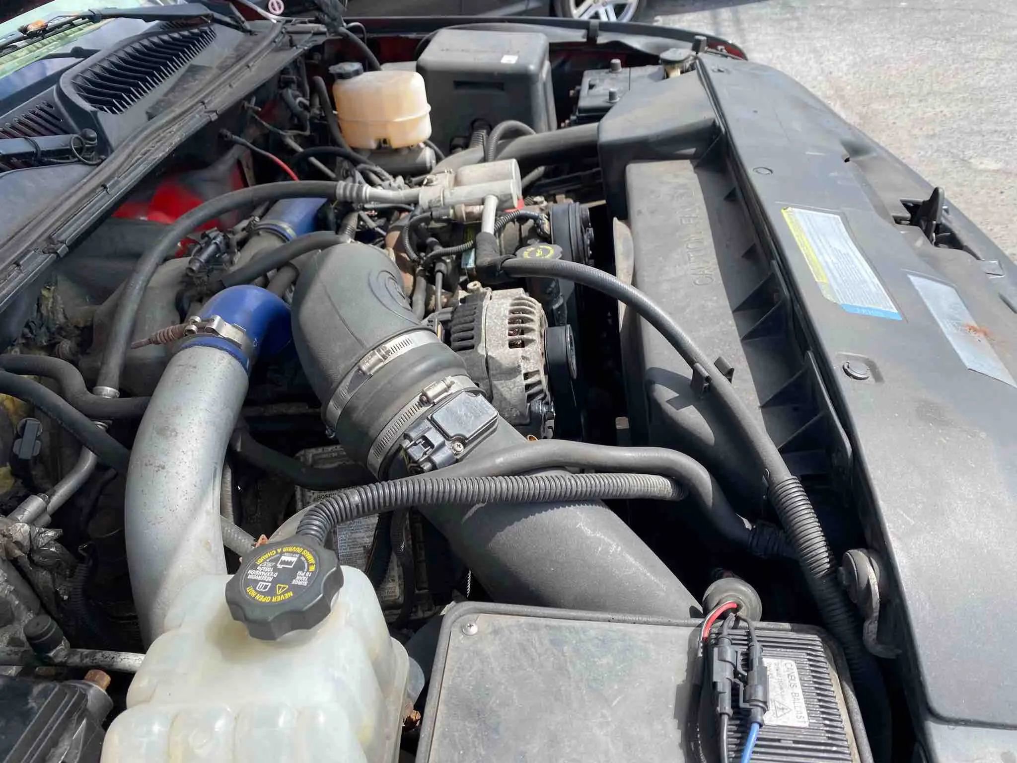 Used 2001 Chevrolet Silverado 2500 LT w/ Snow Plow Prep Pkg image 19