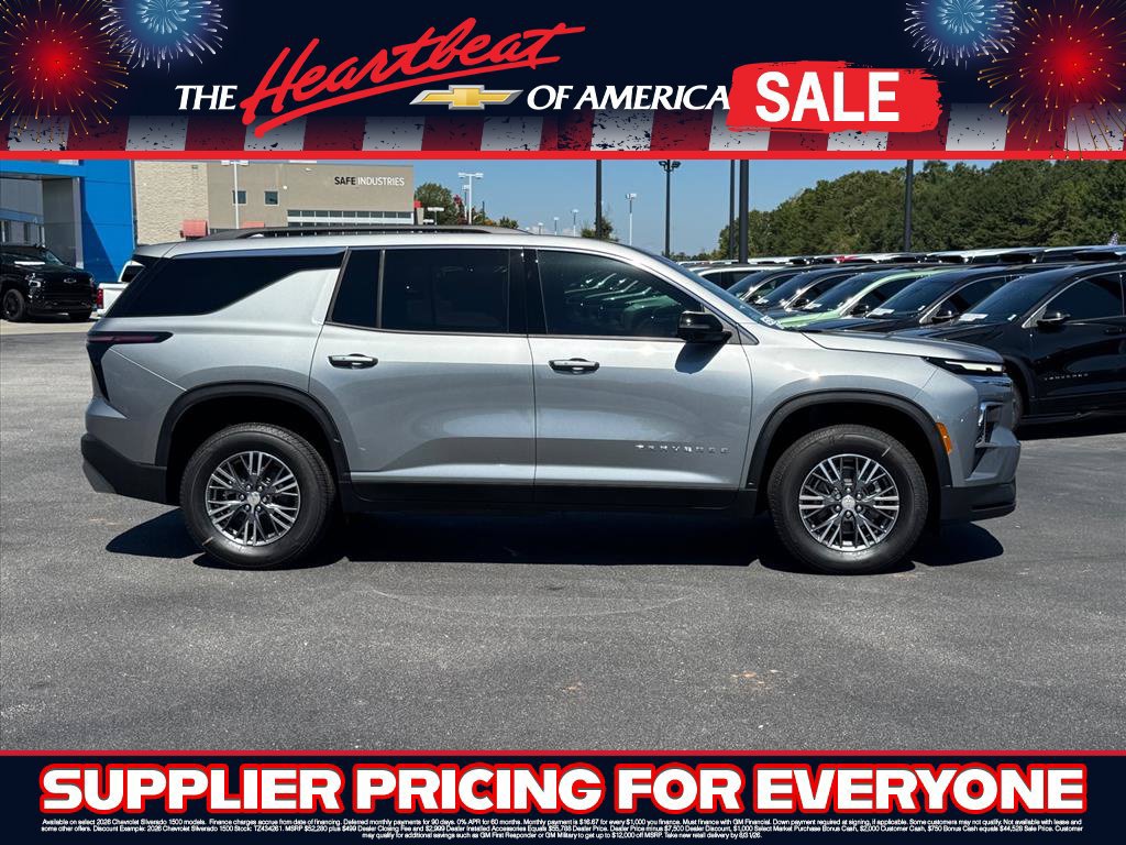 New 2027 Chevrolet Traverse LT w/ Driver Confidence Package FWD image 2