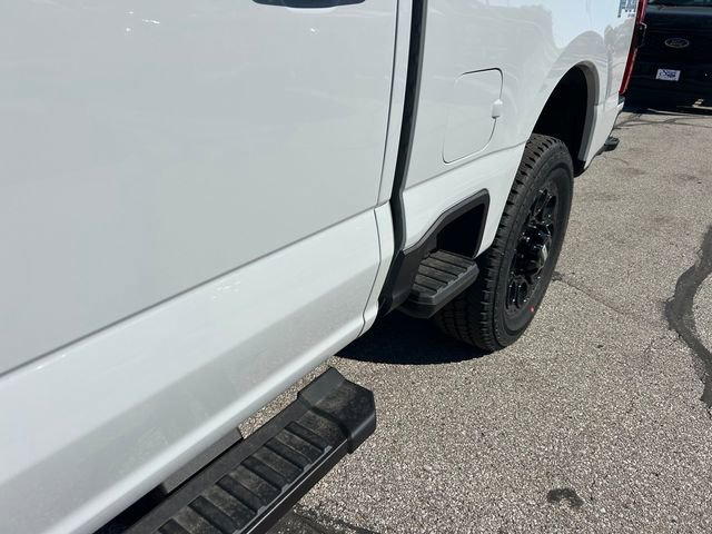 New 2026 Ford F350 Lariat w/ Black Appearance Package image 15