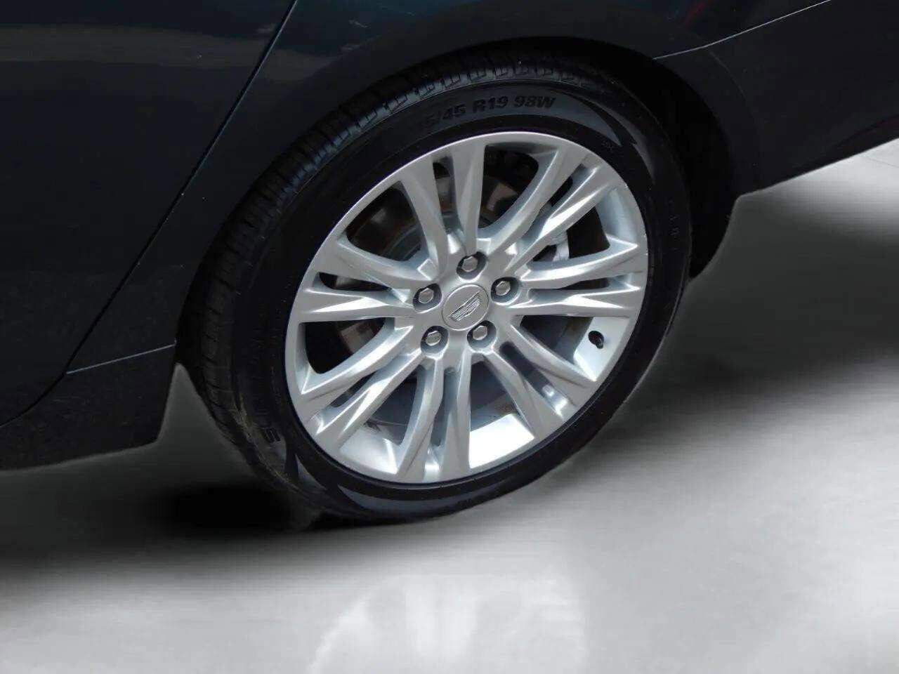 Used 2019 Cadillac XTS Luxury image 45