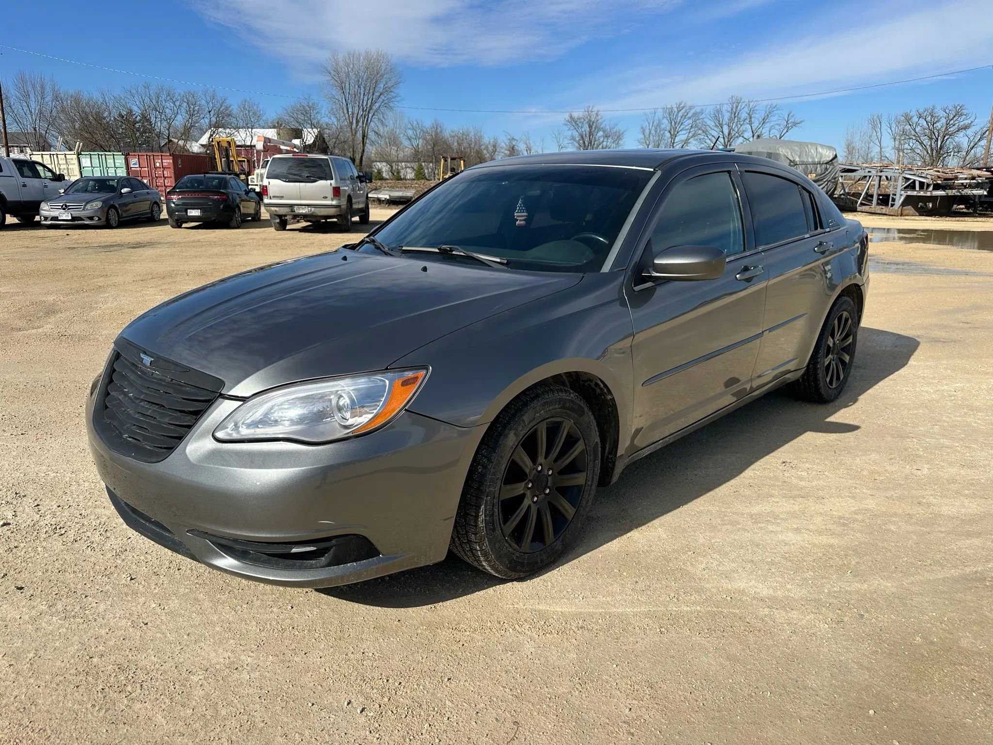 Used 2013 Chrysler 200 Touring image 2