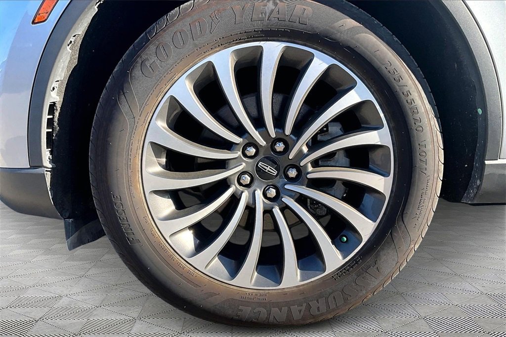 Used 2023 Lincoln Aviator Reserve image 8