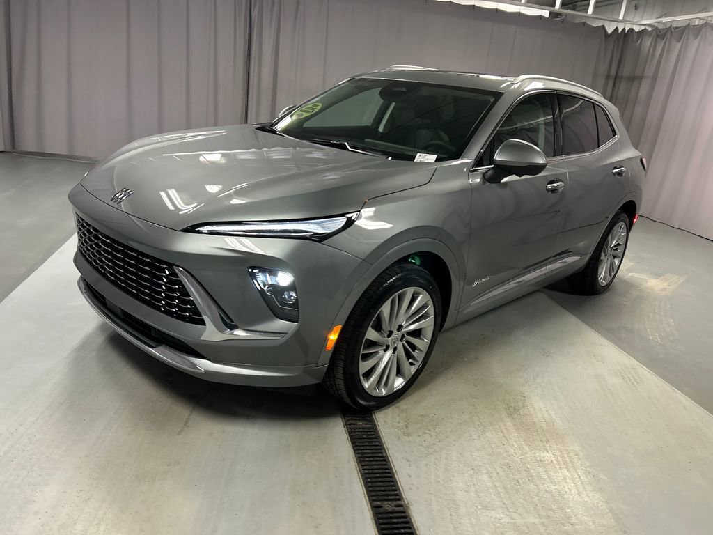 New 2026 Buick Envision Avenir image 3