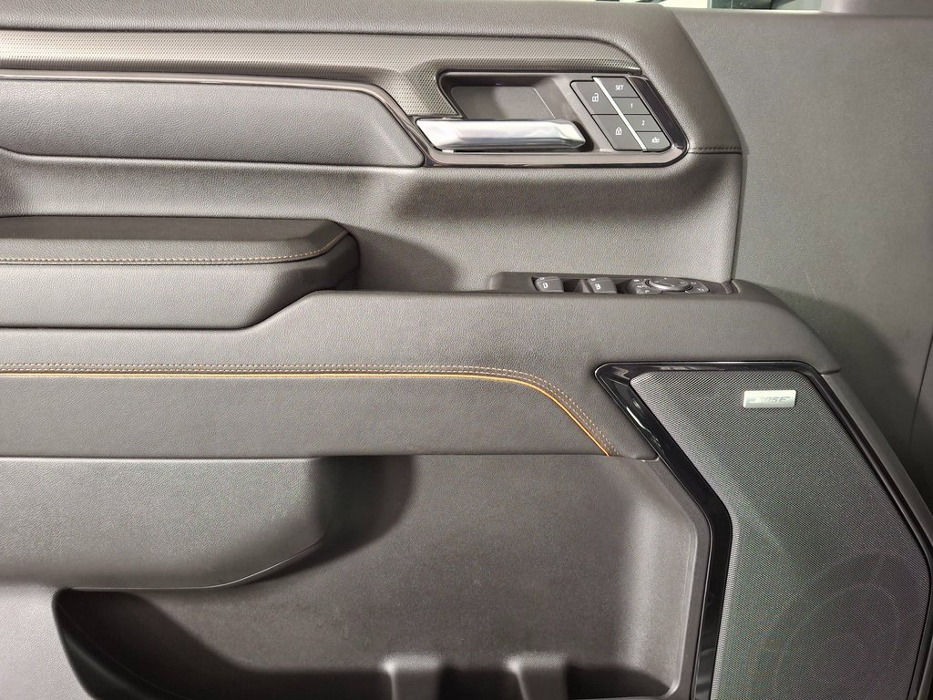 Used 2024 GMC Sierra 2500 AT4 w/ AT4 Premium Plus Package image 25