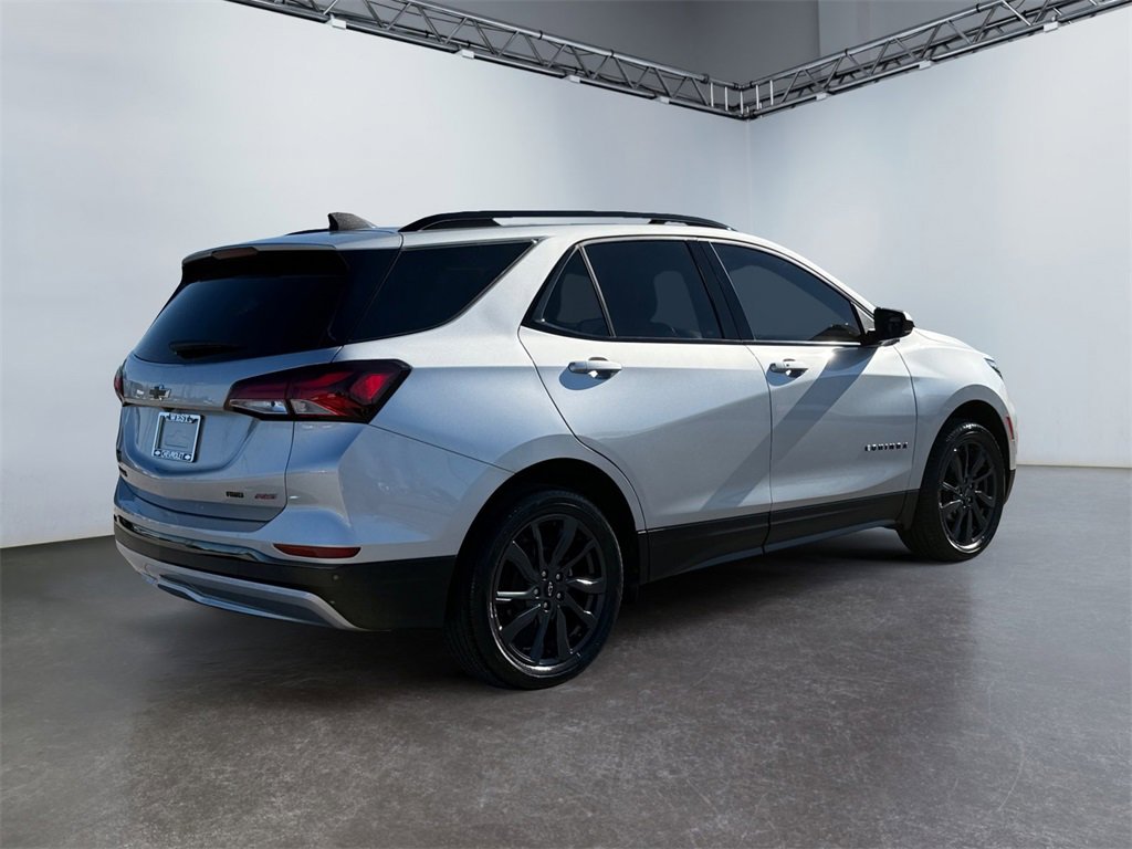 Certified 2022 Chevrolet Equinox RS image 5