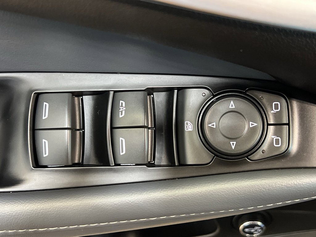 Used 2024 Buick Enclave Essence w/ Experience Buick Package image 13