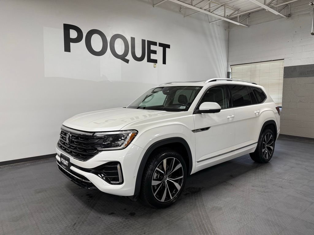 Used 2024 Volkswagen Atlas SEL Premium R-Line AWD/4WD image 2