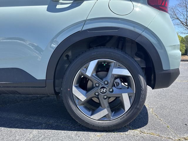 New 2026 Hyundai Venue SEL FWD image 19