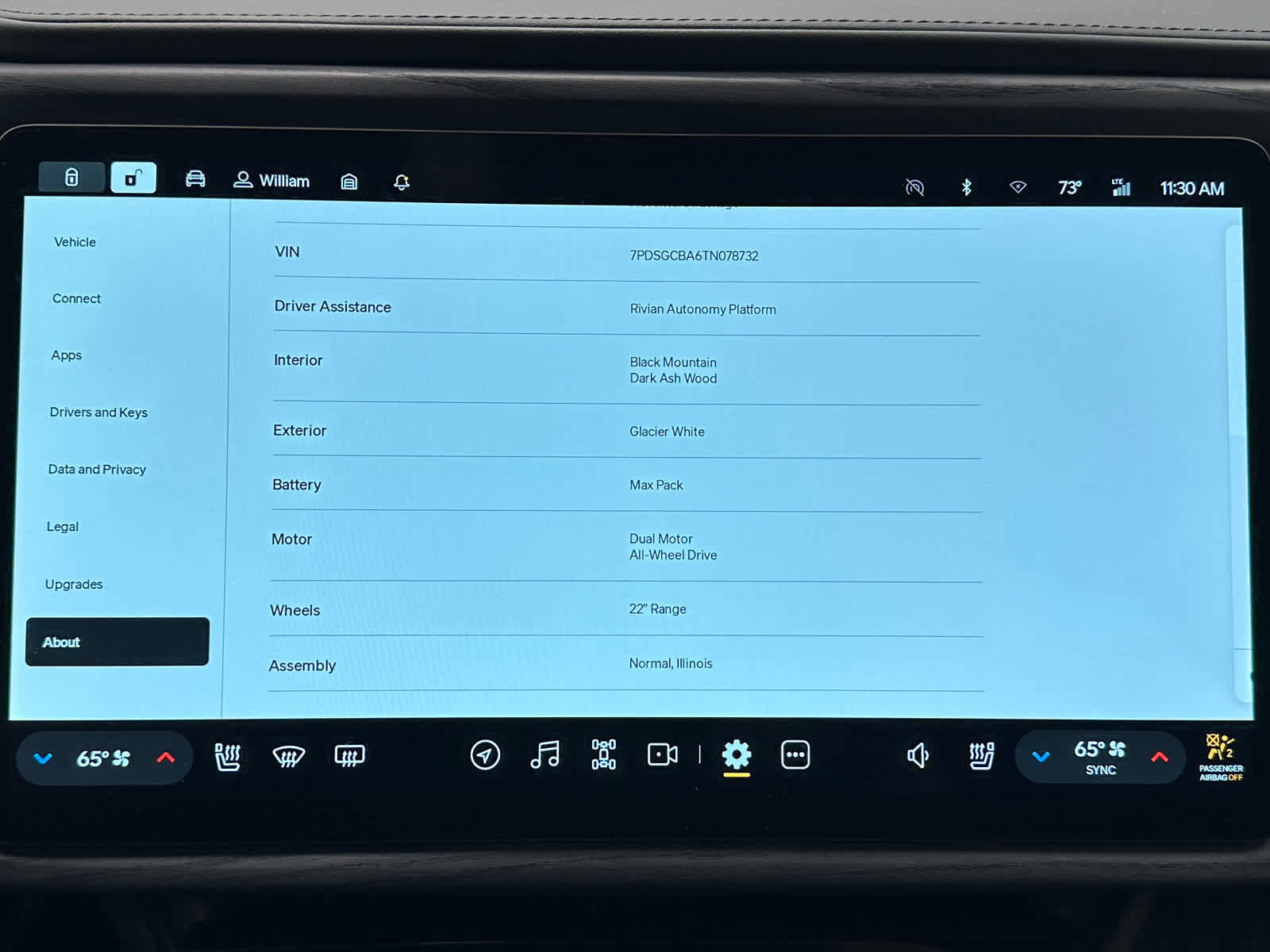 Used 2026 Rivian R1S Adventure image 35