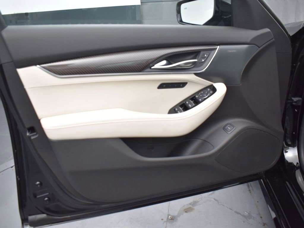 New 2026 Cadillac CT5 V w/ Technology Package image 11