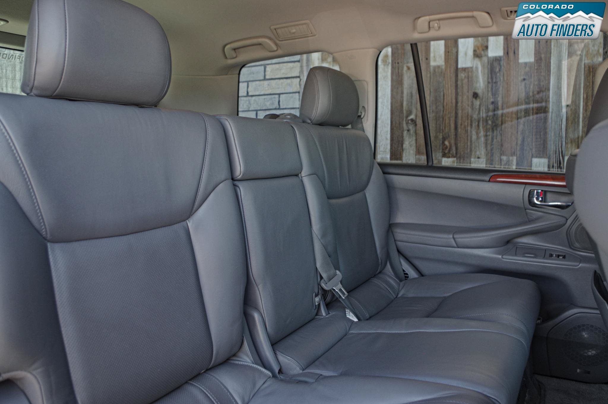 Used 2008 Lexus LX 570 4WD w/ Technology Pkg image 23