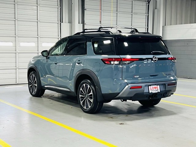 New 2026 Nissan Pathfinder Platinum image 18