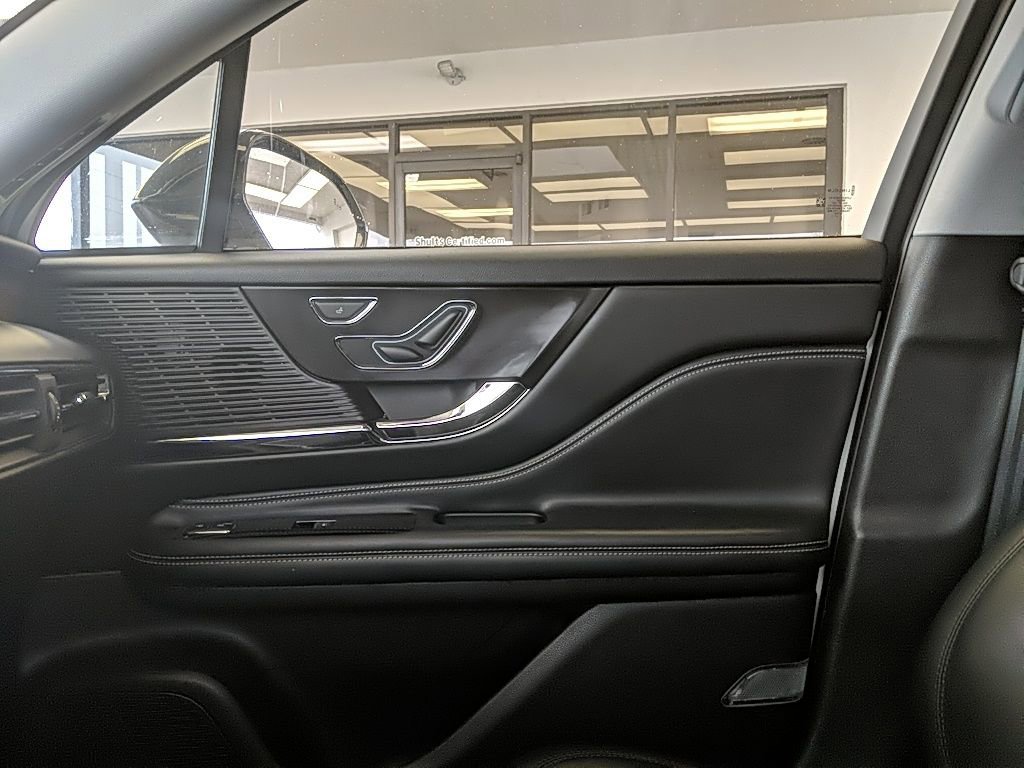 Certified 2022 Lincoln Corsair Grand Touring image 21