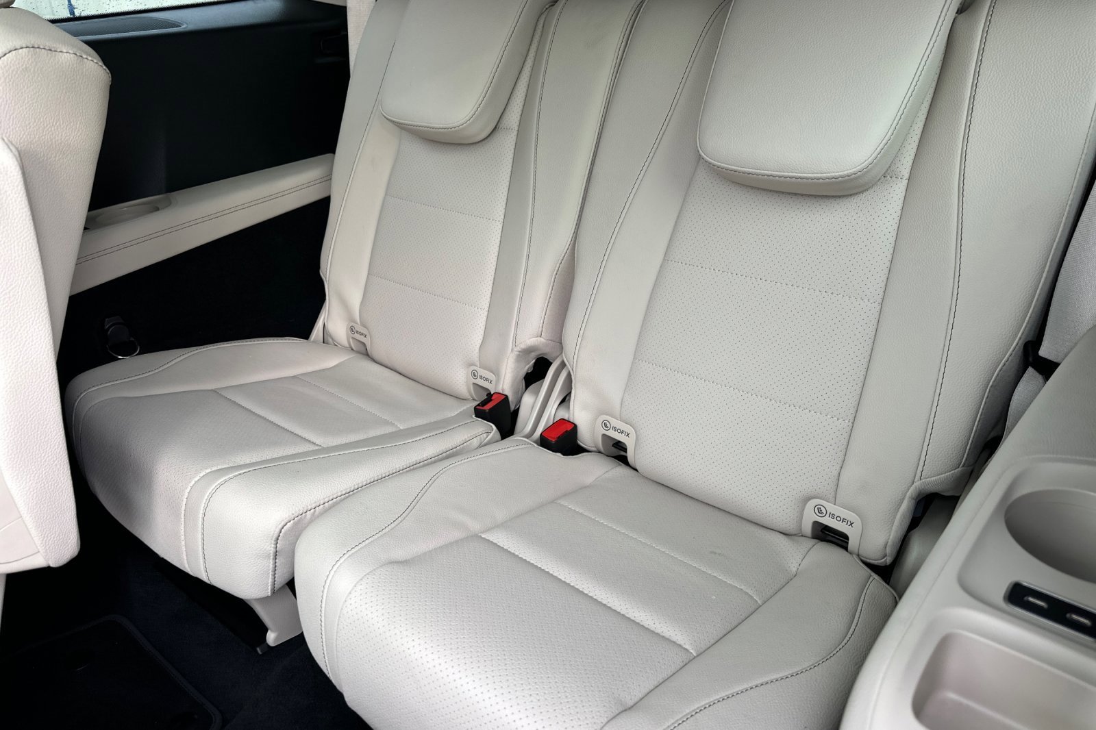 Certified 2025 Mercedes-Benz GLS 450 4MATIC image 17