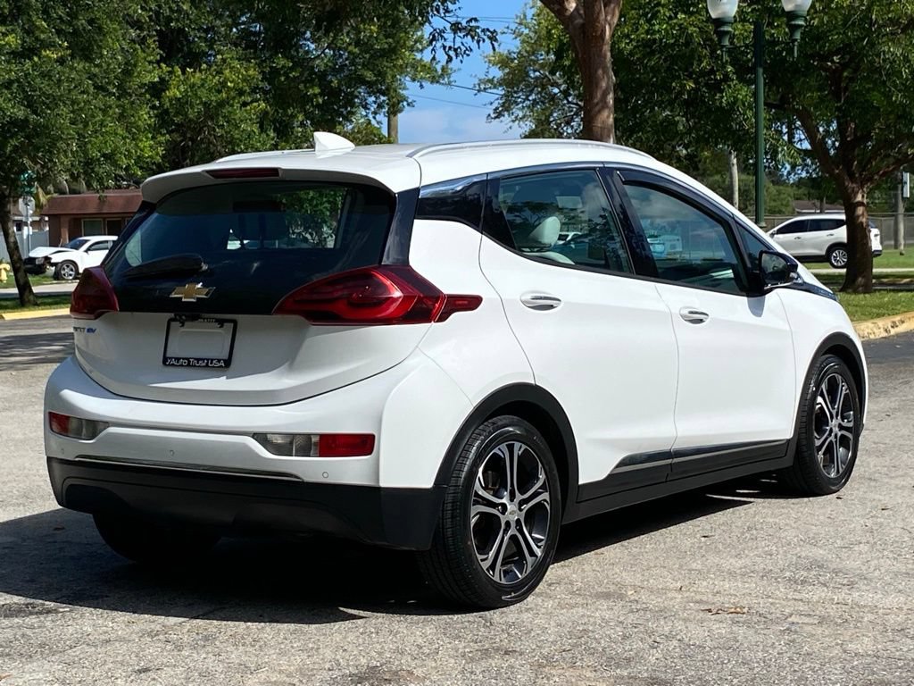 Used 2018 Chevrolet Bolt Premier w/ Driver Confidence II Package FWD image 7