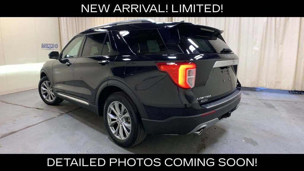 Used 2023 Ford Explorer Limited w/ Limited Technology Package AWD/4WD image 5