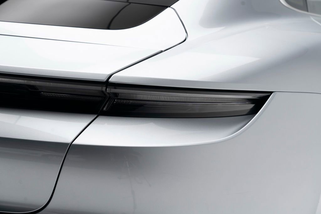 Used 2020 Porsche Taycan Turbo w/ Performance Package image 59