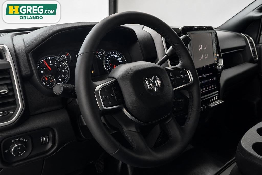 Used 2025 RAM 2500 Big Horn AWD/4WD image 11