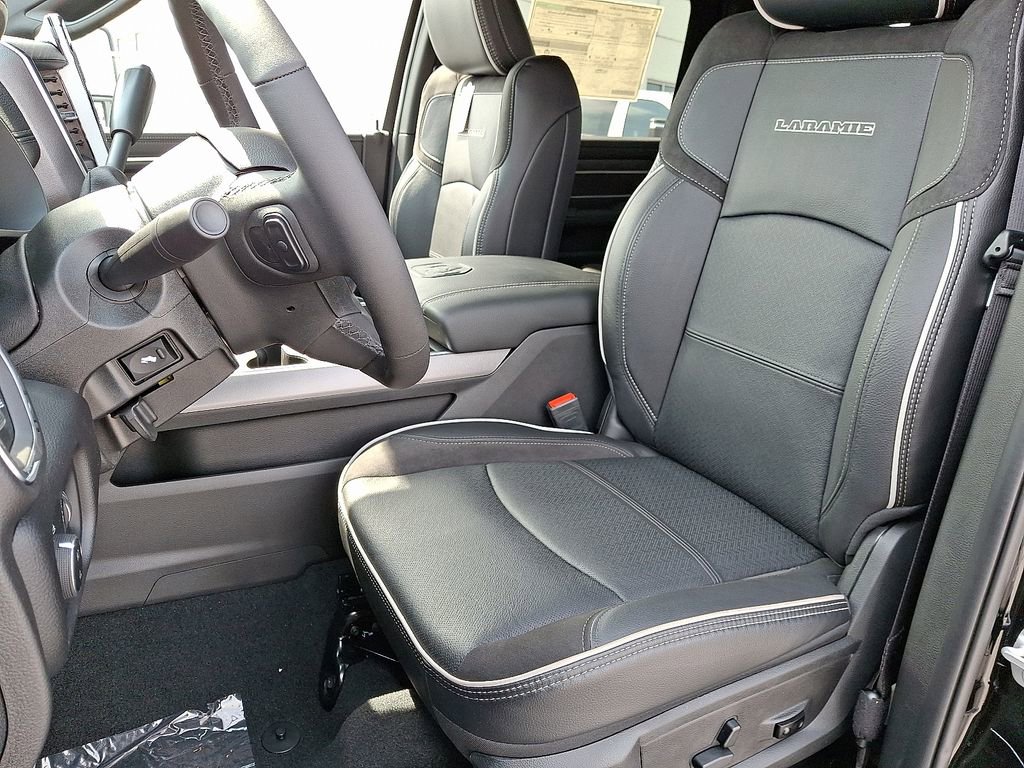 New 2025 RAM 2500 Laramie image 6