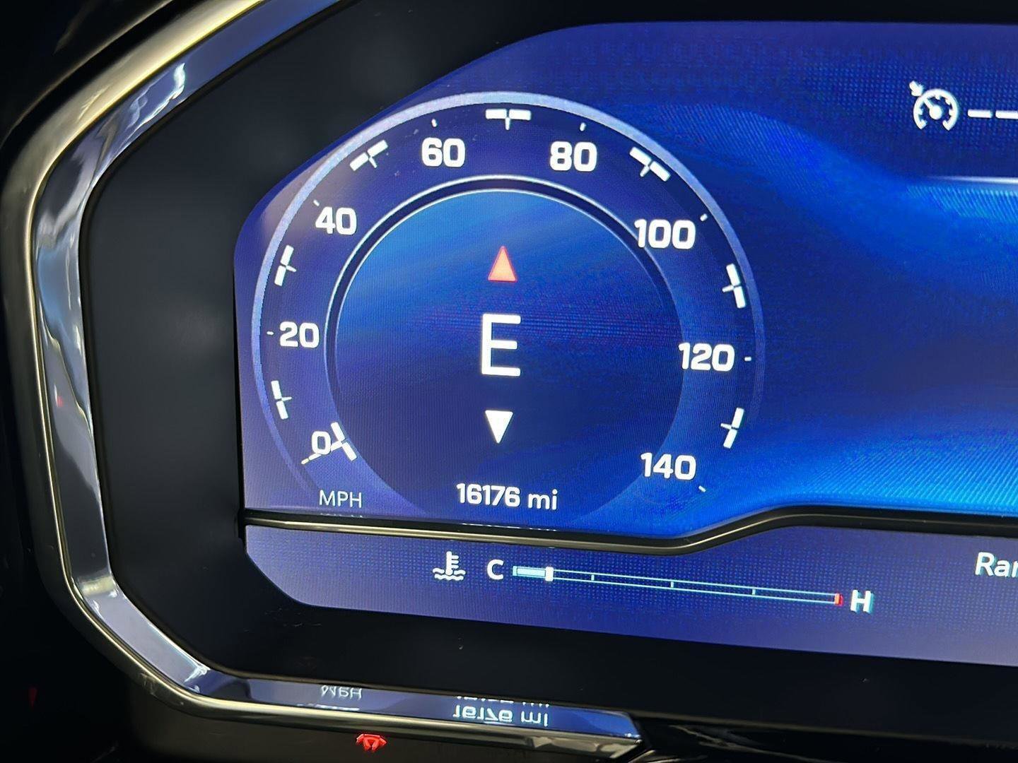 Used 2023 Chevrolet Silverado 1500 RST w/ Convenience Package II image 11