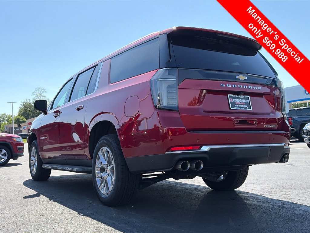 Used 2025 Chevrolet Suburban Premier AWD/4WD image 5