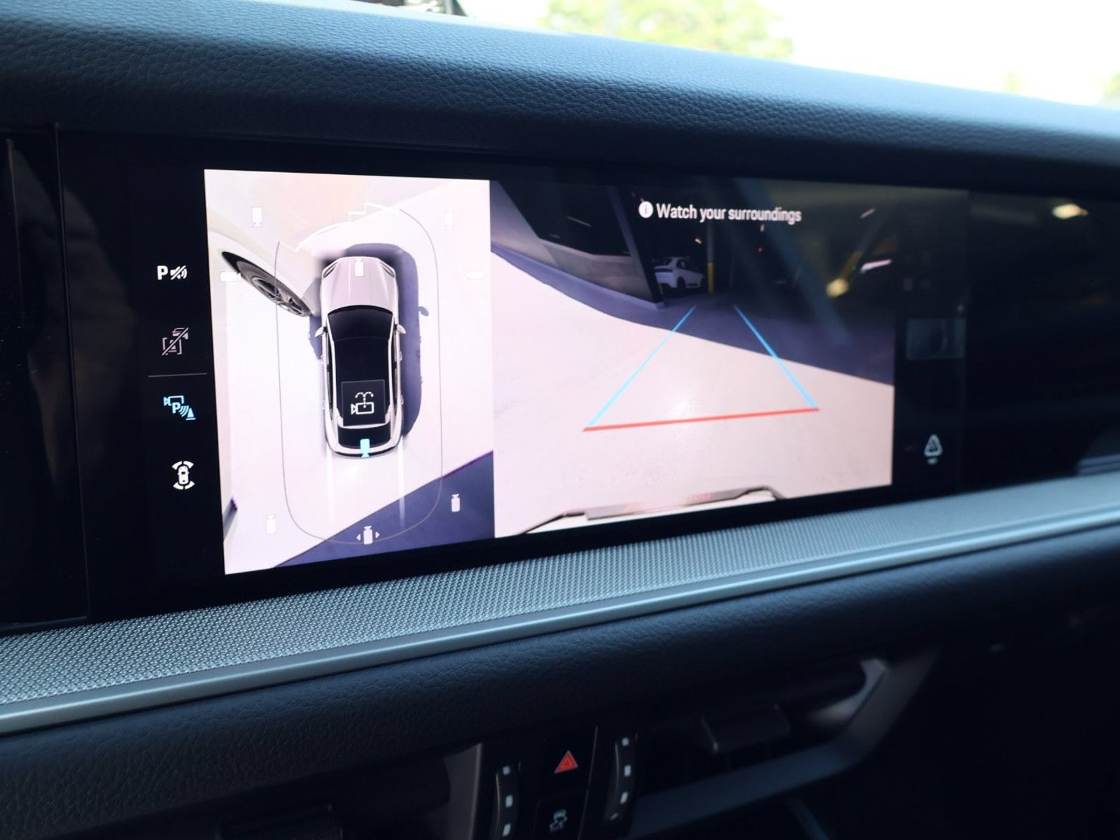 New 2026 Porsche Cayenne Coupe AWD/4WD image 19