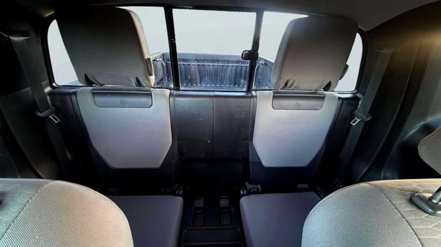 Used 2017 Toyota Tacoma SR5 image 16