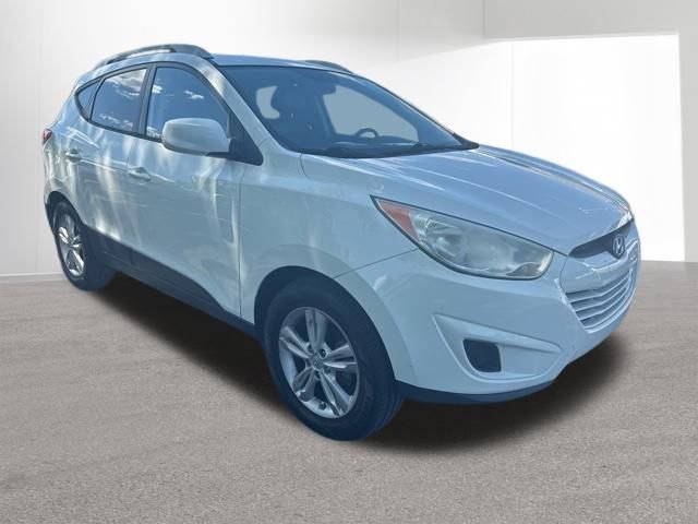 Used 2011 Hyundai Tucson GLS FWD image 6