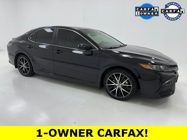 Used 2023 Toyota Camry SE